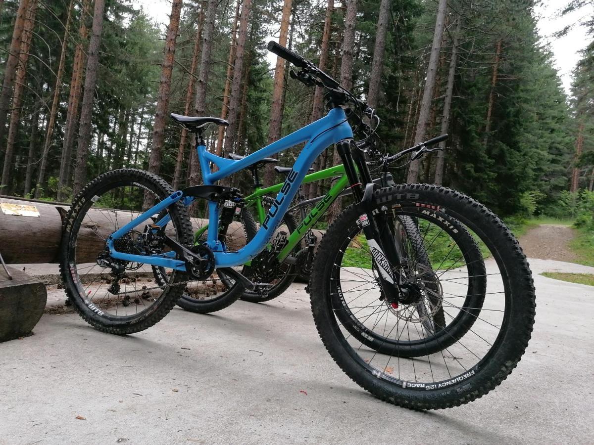 White Lavina - Ski, Bike, Hike Bansko Luaran gambar
